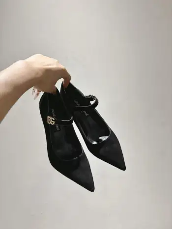 真皮大底羊筋面高跟鞋 女士尖头高跟鞋