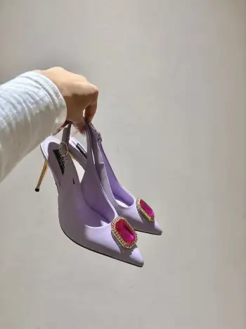 尖头漆皮面料单鞋 女士皮鞋