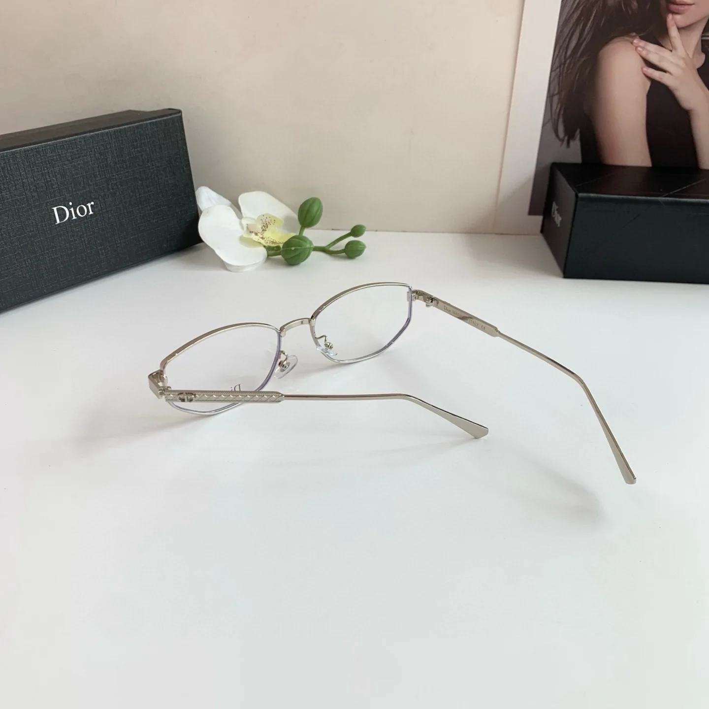 Dior Men s and Women s Square Sunglasses - Detail view 6