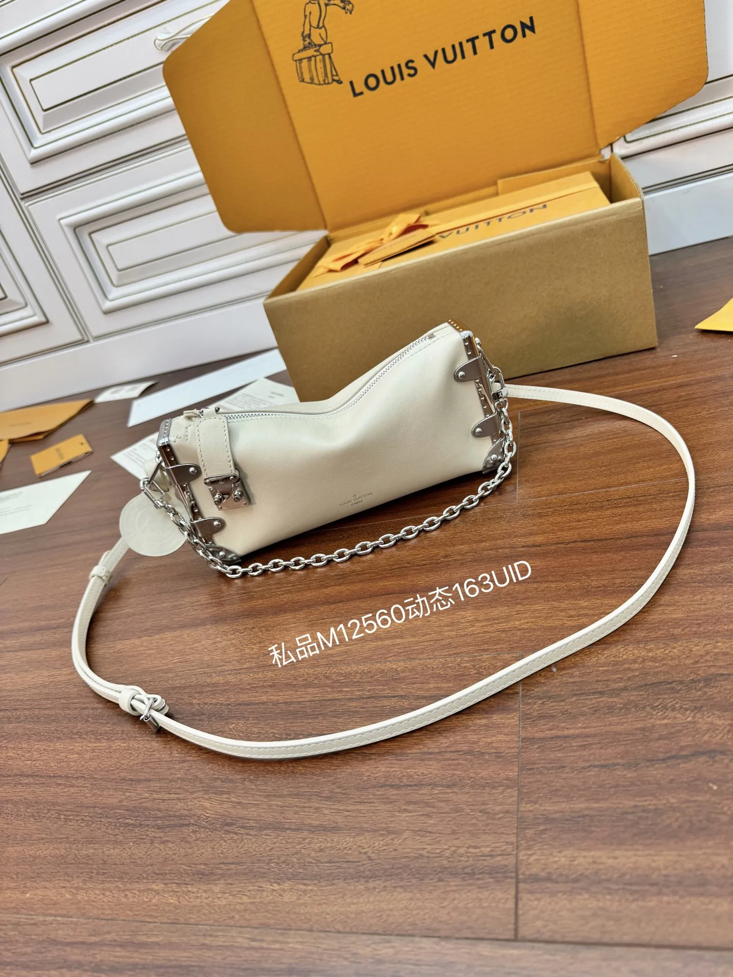 LVM12560 意大利A级真皮手袋 女士斜挎包 - 细节图 2