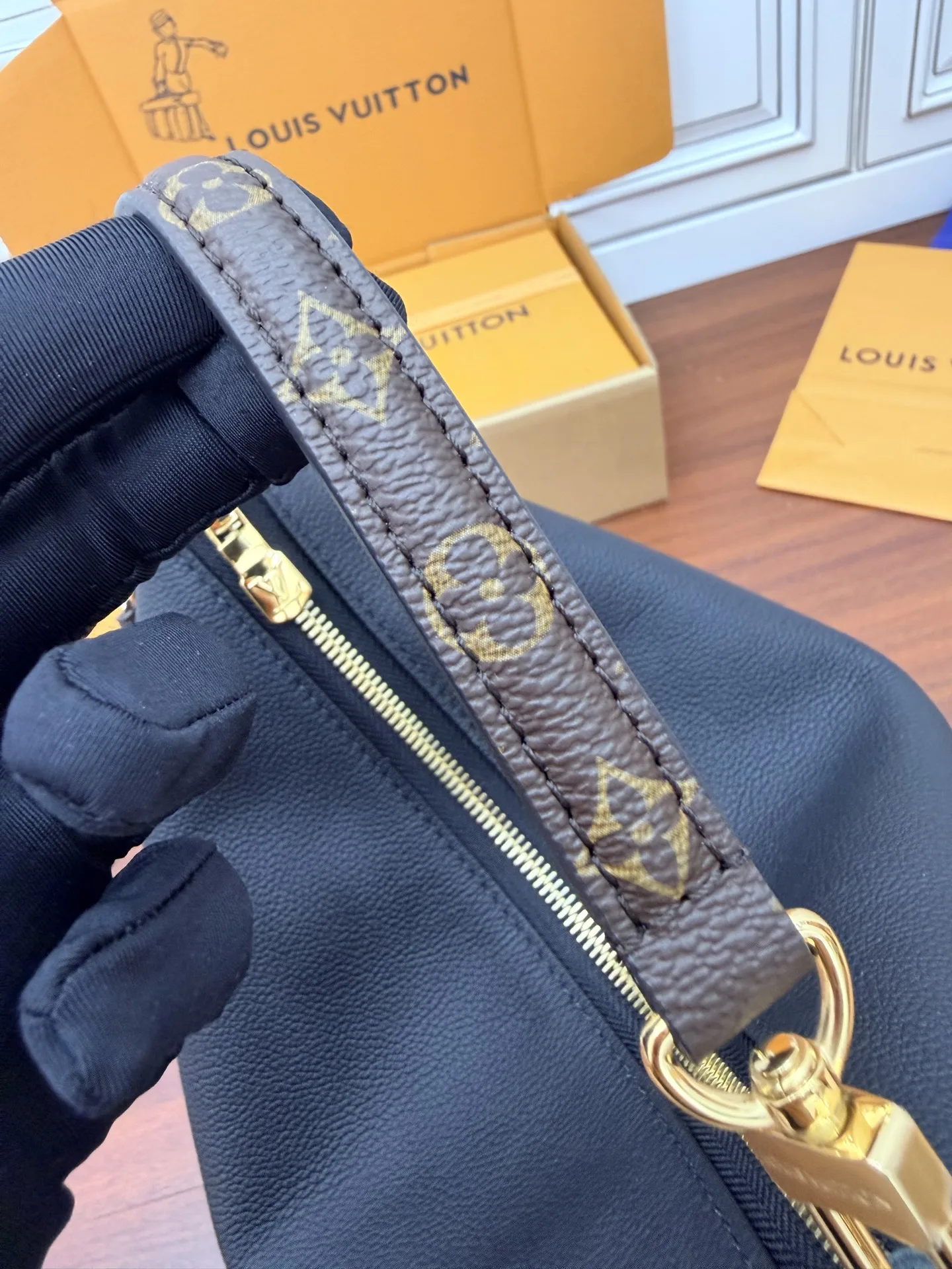 LVM29195 意大利A级树膏皮手袋 女士斜挎包 - 细节图 5