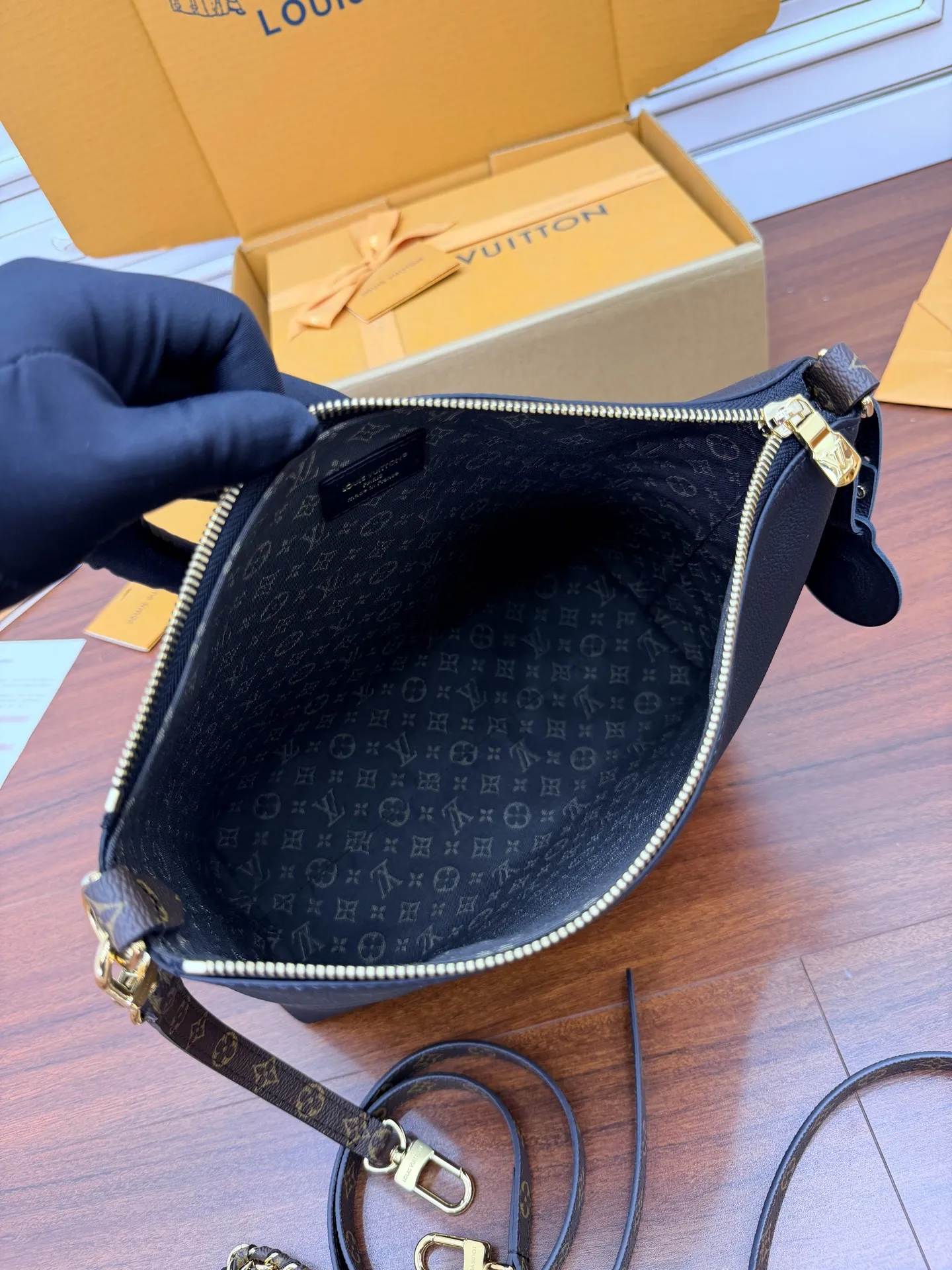 LVM29195 意大利A级树膏皮手袋 女士斜挎包 - 细节图 7