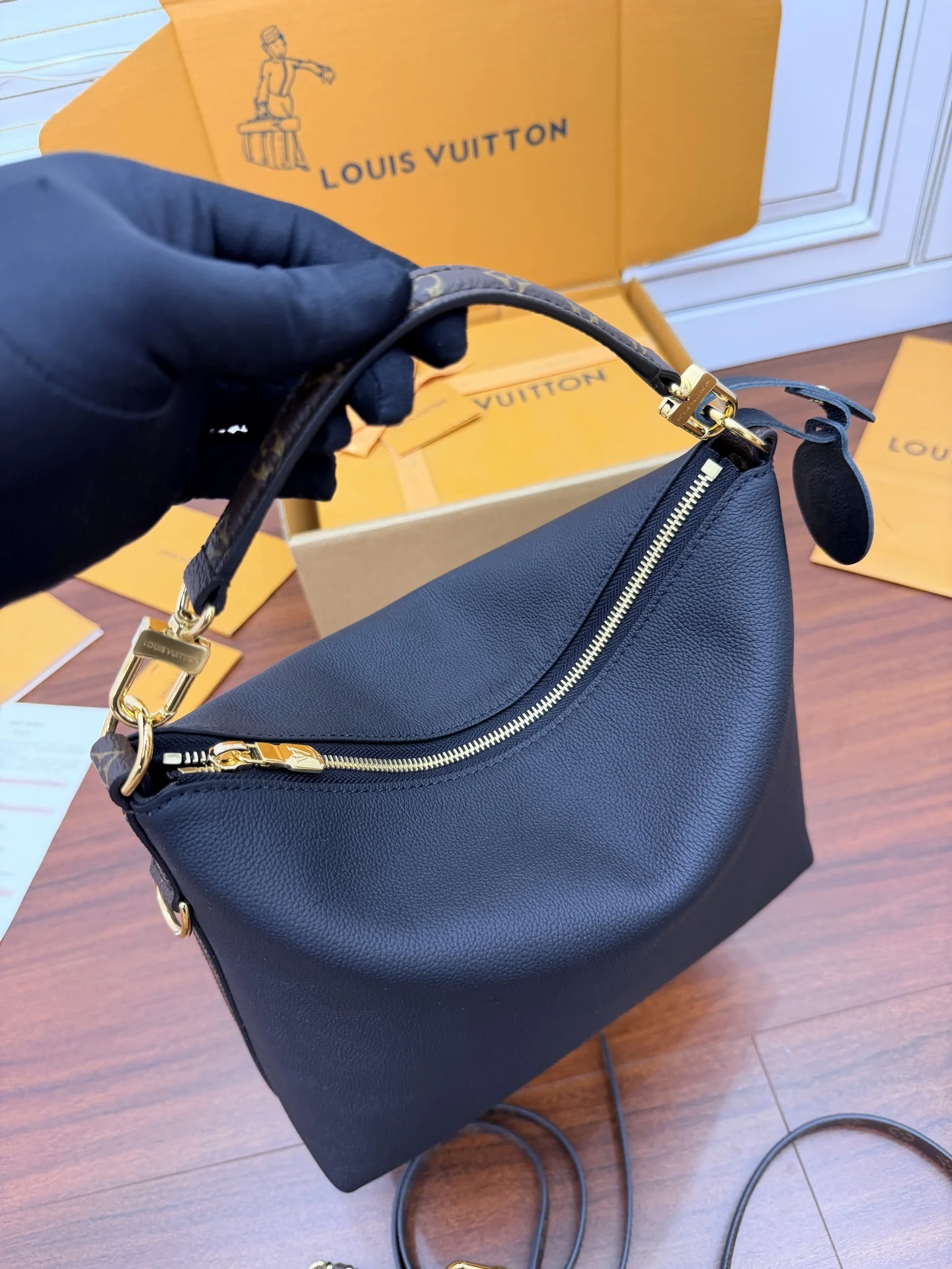 LVM29195 意大利A级树膏皮手袋 女士斜挎包 - 细节图 9