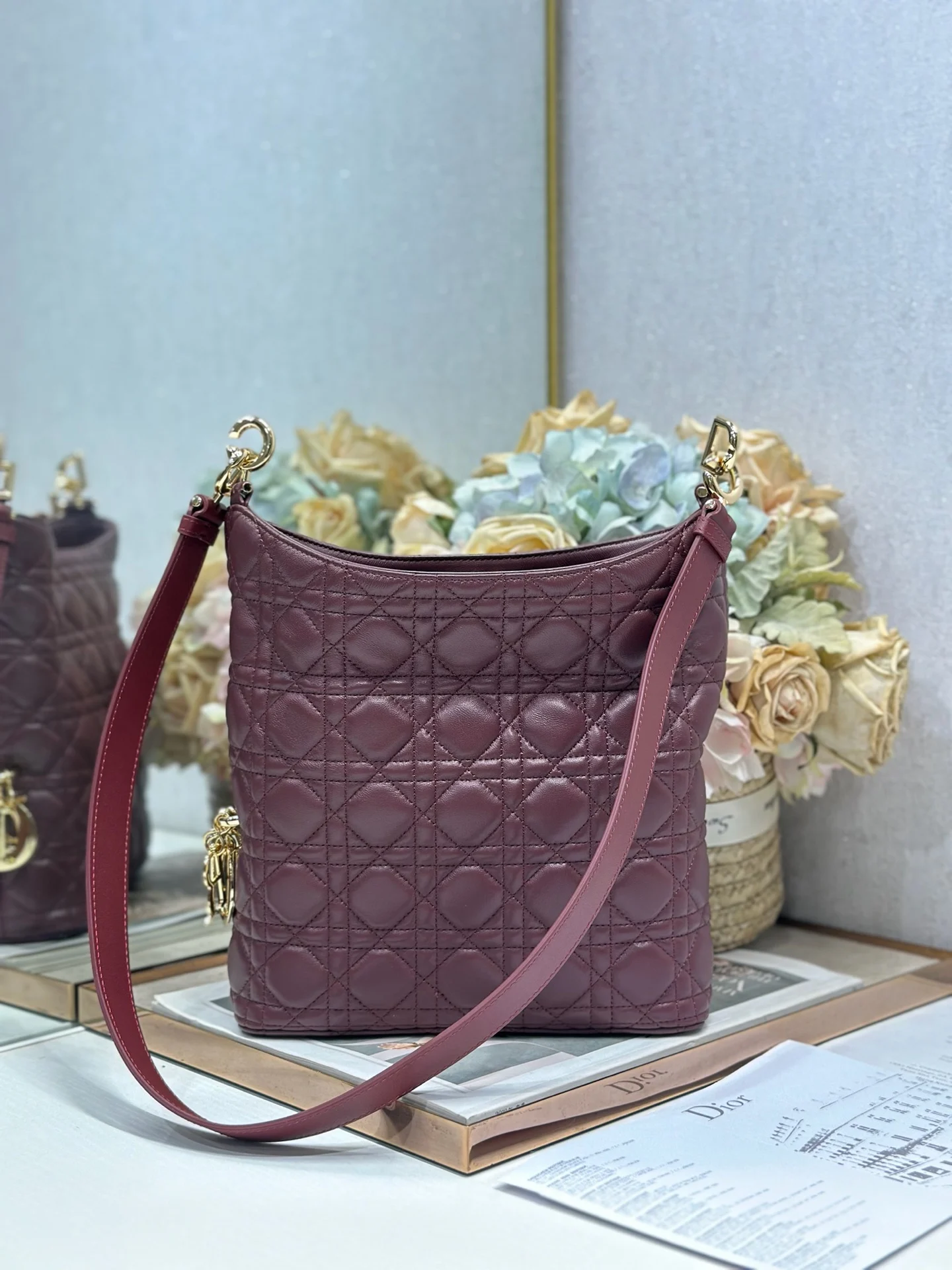 Dior 1538 Sheepskin Pleated Handbag Women s Tote Bag - Detail view 8