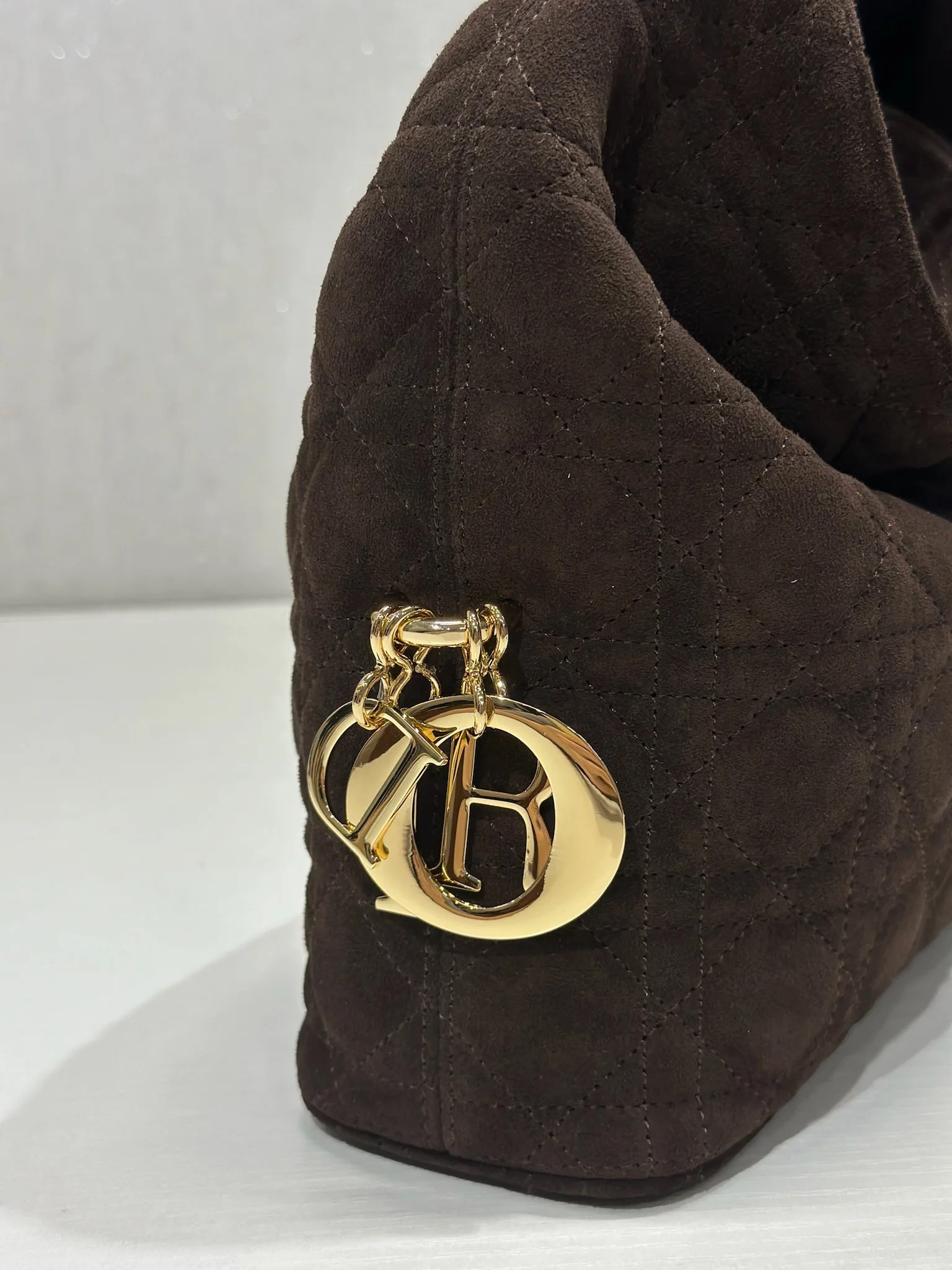Dior 1538 Sheepskin Pleated Handbag Women s Tote Bag - Detail view 5