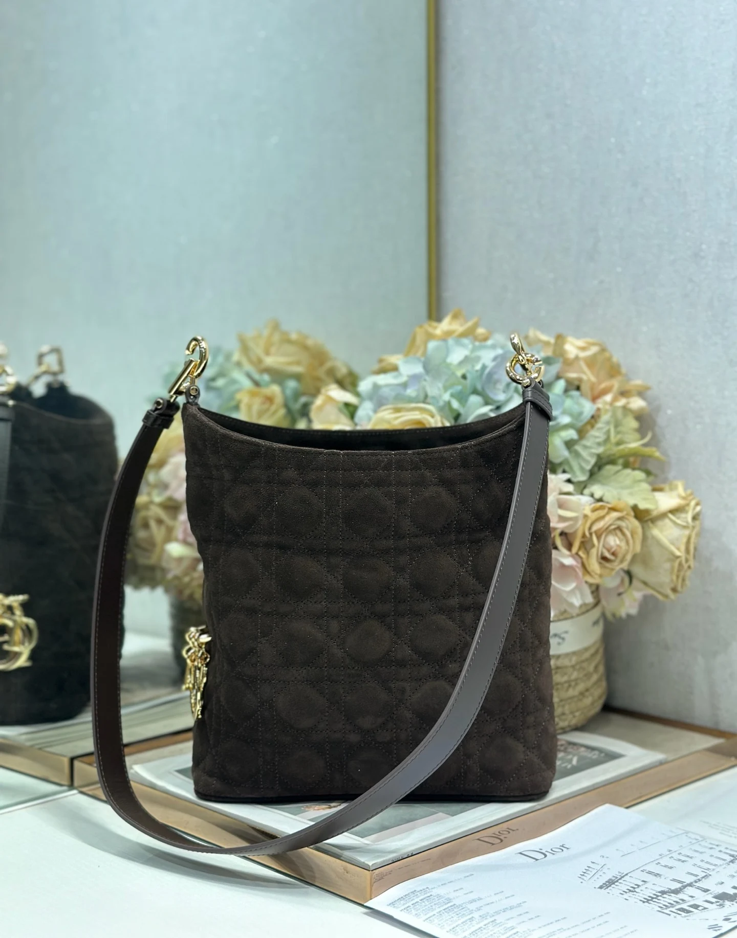 Dior 1538 Sheepskin Pleated Handbag Women s Tote Bag - Detail view 8