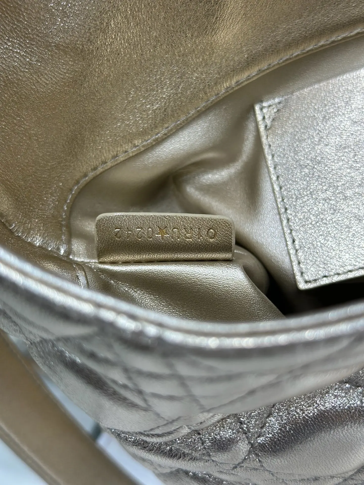 Dior 1538 Sheepskin Pleated Handbag Women s Tote Bag - Detail view 11