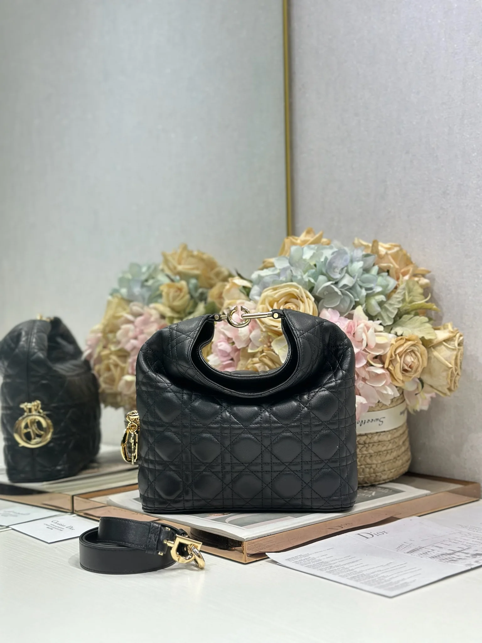 Dior 1538 Sheepskin Pleated Handbag Women s Tote Bag