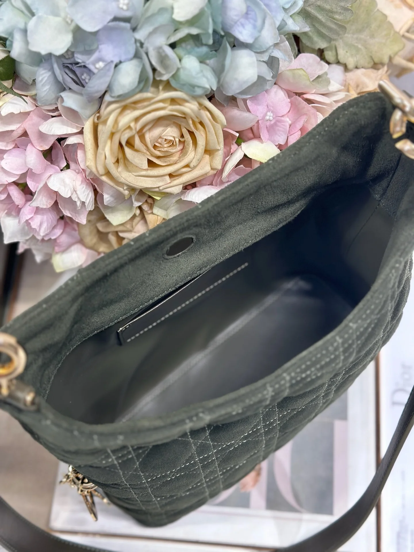 Dior 1538 Sheepskin Pleated Handbag Women s Tote Bag - Detail view 10