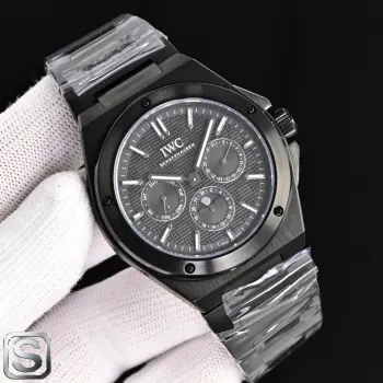 太阳出品 白壳 再一次尽善尽美 IWC 万国 表全新工程师系列 LP2/BJ1 致敬 杰罗 达尊的经典设计 1    机芯 采用82650型自制机芯 其机芯运转稳定 走时精准 几乎零返修 2   表壳 正品开模 1:1完美还原 腕表尺寸41.6mm 整个表壳采用大面积拉丝工艺 醒目的圆形表圈搭配功能性螺丝 太阳出品精致推荐男士多功能机械腕表 立即抢购
