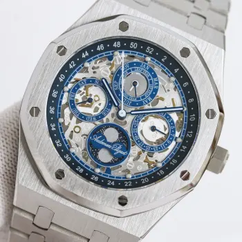 太阳出品 白壳  AP 爱彼皇家橡树 26574ST系列 R68 男士腕表 完美与个性的体验 1  直径41MM 2  搭载定制版Cal.5134机芯 完美还原功能 3  日历 星期 月份 月相等一切功能均为真功能可正常使用  可选配钢带款 胶带款 皮带款  3  表壳采用316L精钢材质 整壳CNC高精准处理 密度与原装吻合  4  字面整体按照原装颜色完美呈现 5  壳套分圈口.壳.底盖三件套 整体角度完美体现拉丝工艺 品质与美的融合 太阳出品精致推荐男士多功能机械腕表 立即抢购