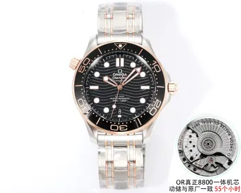 太阳出品 白壳 OR厂让您有更好的选择 OMEGA 欧米茄 海马300系列 KH1 唯一原装开模对版的全新海马300米潜水表系列 每个配件几乎全新开模对版最新专柜官网的设计 耗时三年半研究开发出真正8800一体机芯 1  表壳采用进口316L精钢打造而成 表圈采用韩国高密度陶瓷 饰以白色珐琅潜水刻度 表盘亦以抛光陶瓷制成 饰以激光镌刻波纹图案 42mm表壳拉丝细腻 2  钢带逐粒手工打磨 市面首家做到同原装一致钢带背面有倒角并且可以与原装互换 氟橡胶表带手感顺滑厚重 生耳可与钢带通用 男士机械腕表