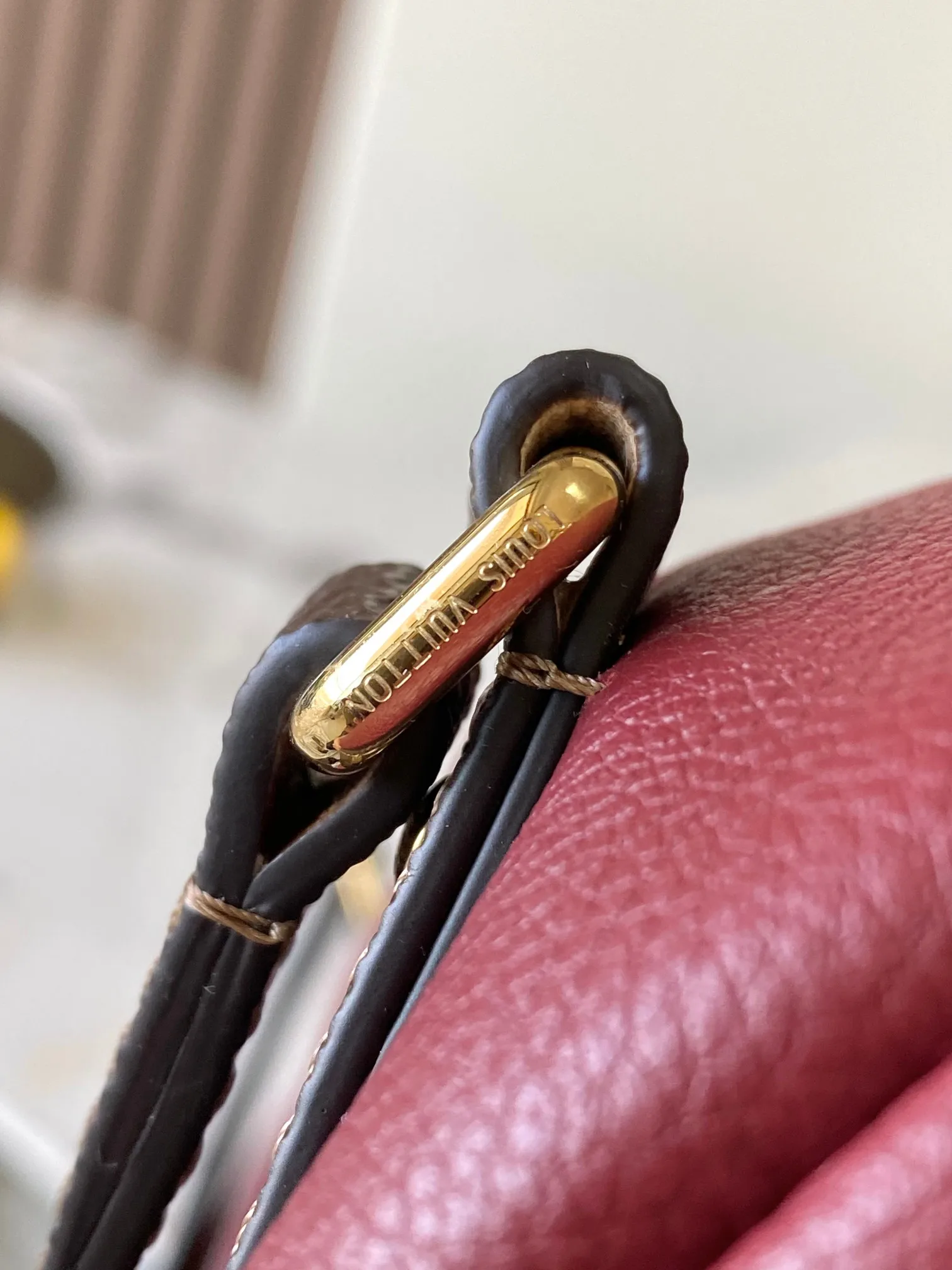 LV10133 A级全钢五金中号手袋 女士斜挎包 - 细节图 6