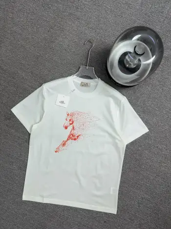 简约圆领新款短袖T