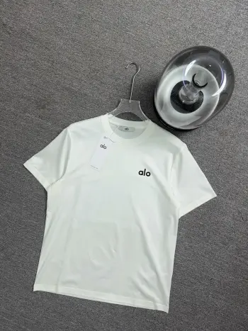 简约圆领新款短袖T