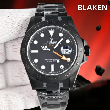 劳力士 探险家型II 42mmRolex Explorer II 42mmBLAKEN 全黑定制BLAKEN Full Black Custom德国DLC哑光黑化German DLC Matte Black Coating蚝式精钢表壳 + 实心表带Oystersteel Case   Bracelet蓝宝石镜面通透耐磨Sapphire CrystalCal.3285一体机芯 稳定可靠Cal.3285 Movement全哑黑质感拉满 低调又硬核 劳力士  探险家II  BLAKEN改装  DLC黑化  腕表改装