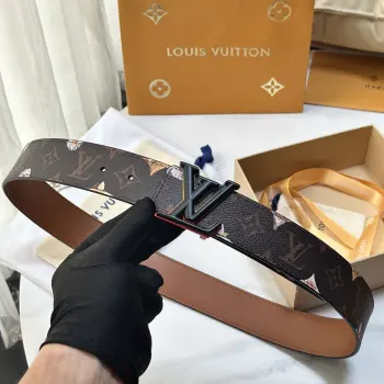 LV.路易威登  宽度 40mm宽度 正品一体铸造五金钢扣 原厂皮料 双面原厂定制进口面料 可双面使用