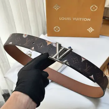 LV.路易威登  宽度 40mm宽度 正品一体铸造五金钢扣 原厂皮料 双面原厂定制进口面料 可双面使用