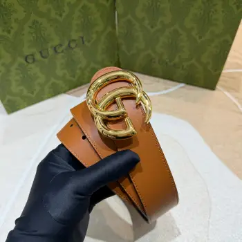 Gucci古奇 正品规格 3.7mm原版品质双面头层小牛皮搭配双G经典扣 正反面都可以使用