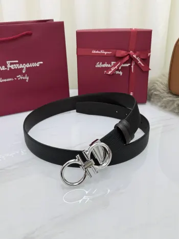 Ferragamo.菲拉格慕 菲拉格慕 宽度3.5cm 高级定制款男士皮带 双面进口牛皮 可双面使用 自行选择搭配 真材实料 很有质感 时尚经典不失风范 搭配精品尾夹扣 长短可自行裁剪