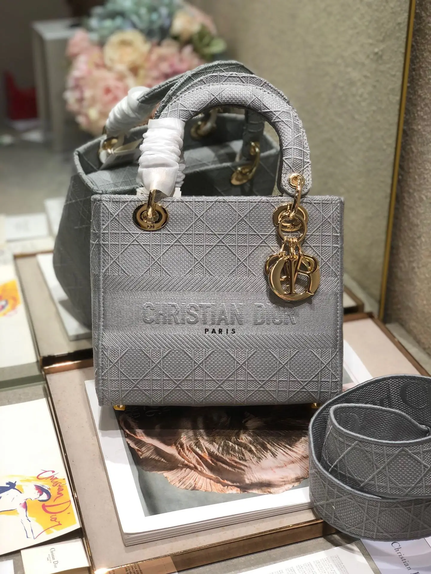 Dior 9027 Five-Grid Embroidered Gray Lady Dior Bag Women s Crossbody Bag - Detail view 1