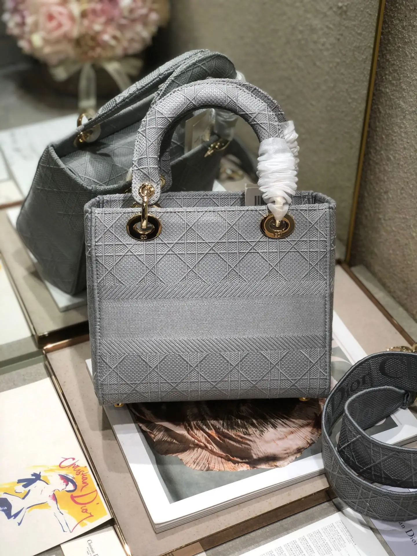 Dior 9027 Five-Grid Embroidered Gray Lady Dior Bag Women s Crossbody Bag - Detail view 4