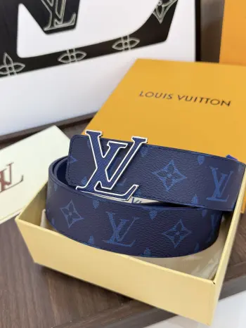 LV.路易威登  原版品质 代工厂货品 40mm宽度 正品一体铸造五金钢扣  原厂皮料 双面原厂定制面料 区别市场货