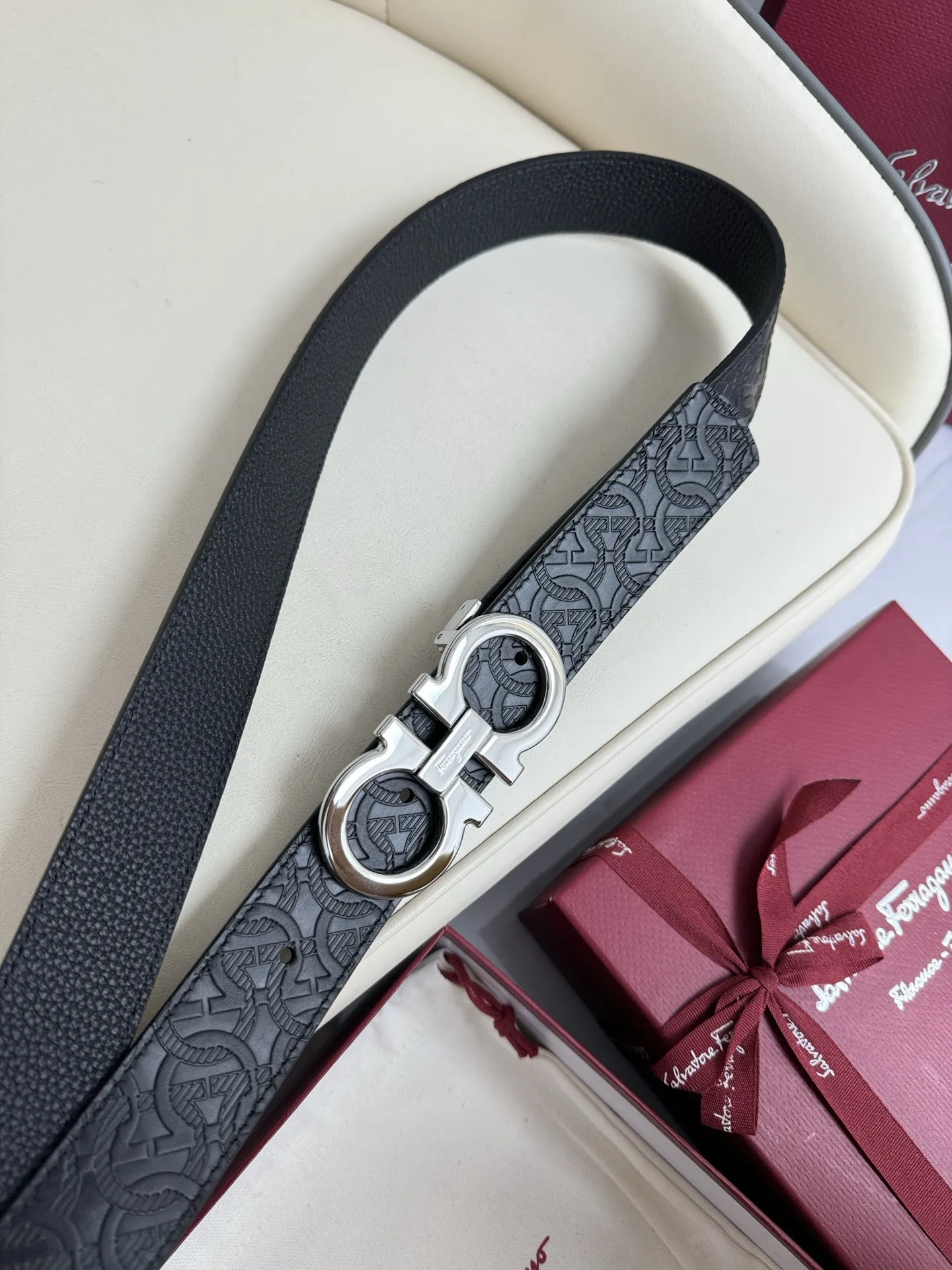 Ferragamo Men s Reversible Hardware Steel Buckle Belt - Detail view 6