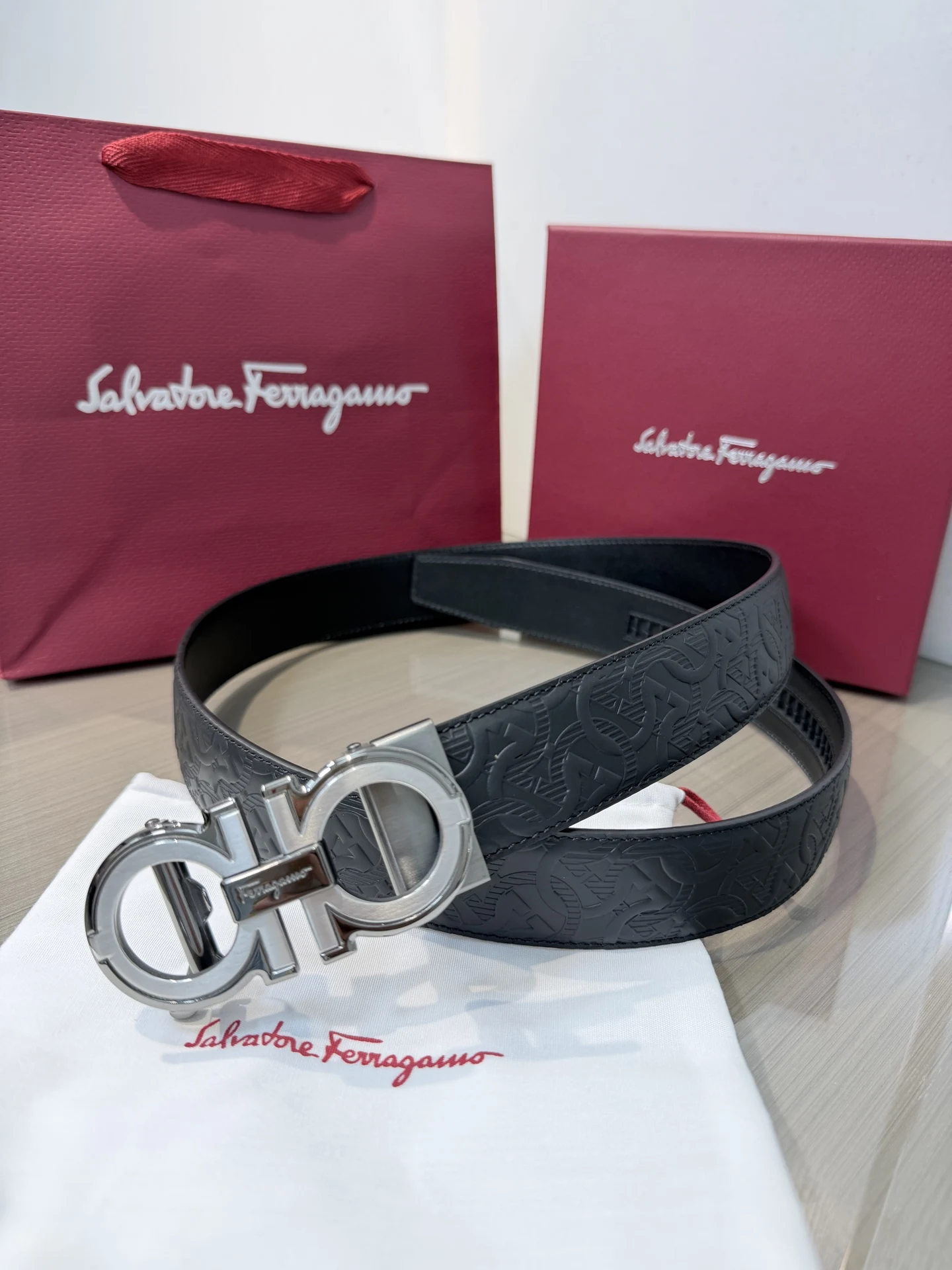 Ferragamo Men s Reversible Hardware Steel Buckle Belt - Detail view 2