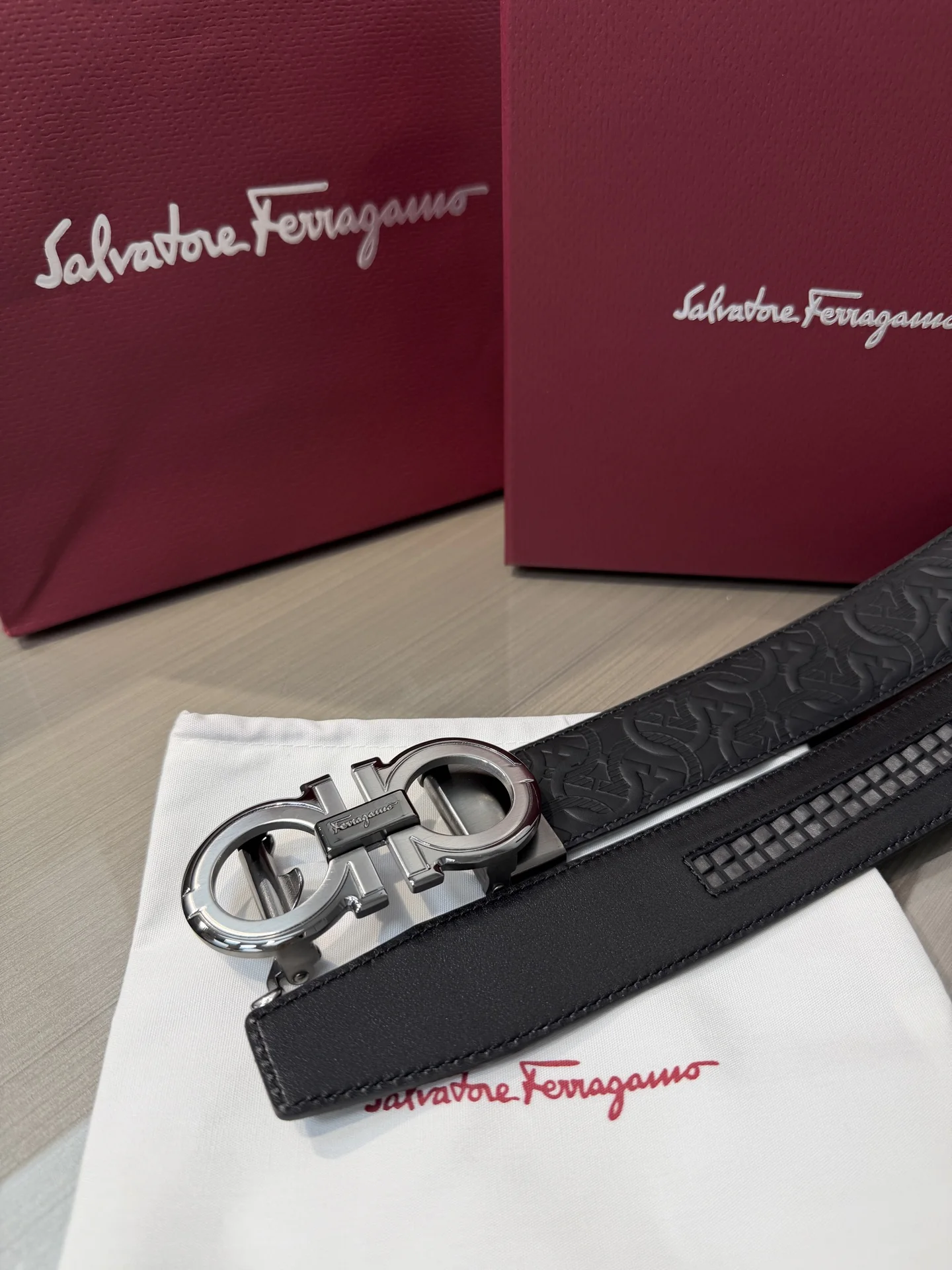 Ferragamo Men s Reversible Hardware Steel Buckle Belt - Detail view 6