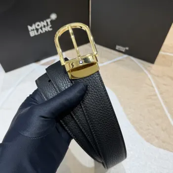 万宝龙男士腰带 宽度:3.5CM 双面进口小牛皮 为您甄选经典设计师款男士皮革腰带 可以自由剪裁 精品配饰打造极简风 缀以时尚的徽标皮带扣 可以为您整体的造型画龙点睛