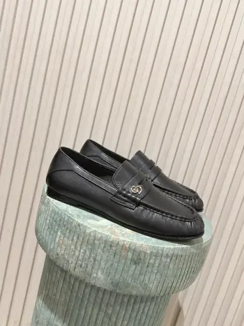 褶皱纹理乐福鞋 女士乐福鞋