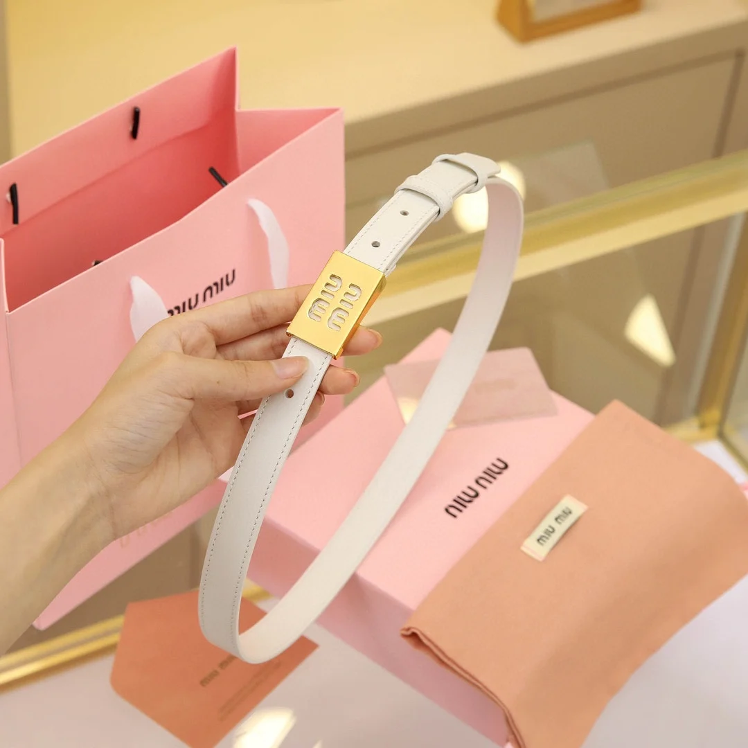MIU MIU Metal logo buckle belt Women s belt - Detail view 3