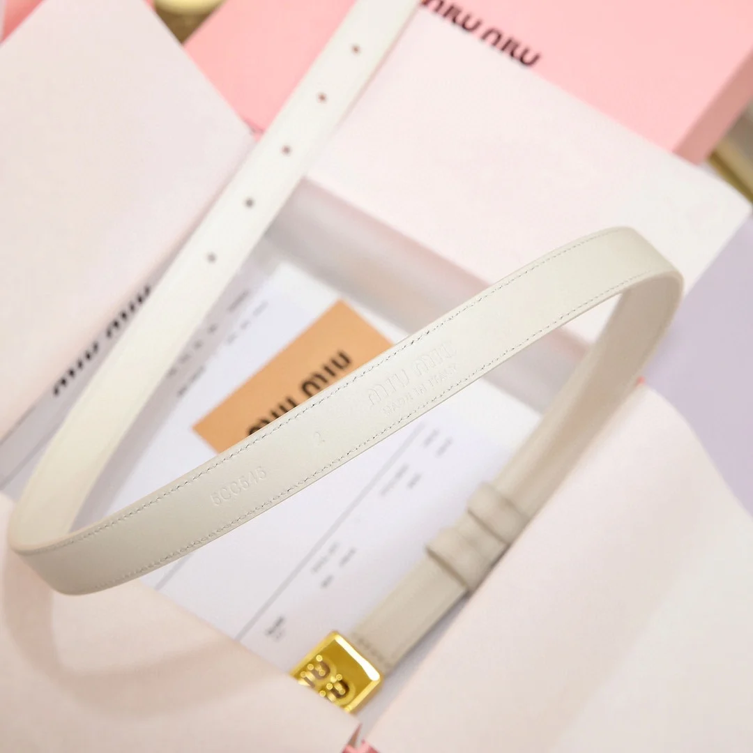 MIU MIU Metal logo buckle belt Women s belt - Detail view 5