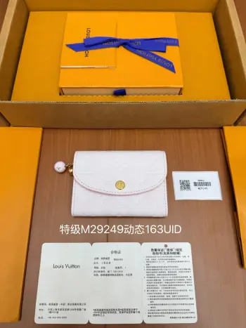 重磅大福利最新推出全钢钱夹系列 特级M29249 回馈新老客户163动态UID 变码芯片. 尺寸 11x8x2.5厘米(长X宽X高) 礼品盒 礼品袋 外纸箱