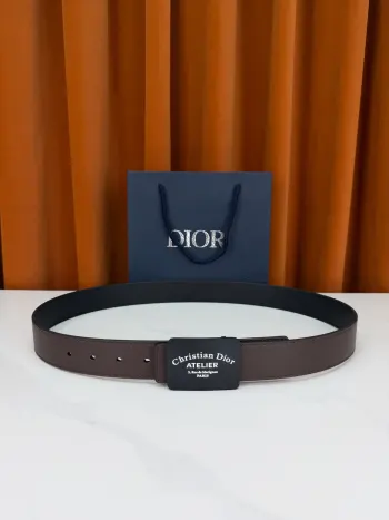 Dior 宽度3.5cm双面腰带 绒面温润 光皮利落 一腰两面随心切 方形金属扣镌刻ATELIER 巴黎工坊的克制与考究 藏蓝礼盒缎带精装 