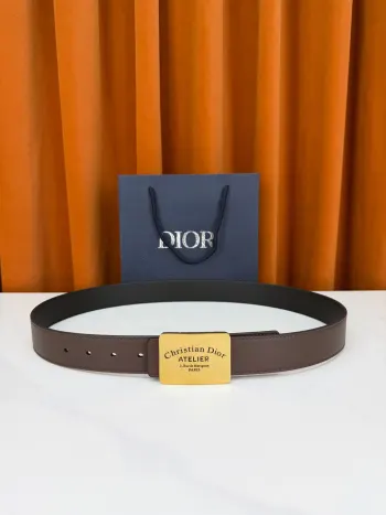 Dior 宽度3.5cm双面腰带 绒面温润 光皮利落 一腰两面随心切 方形金属扣镌刻ATELIER 巴黎工坊的克制与考究 藏蓝礼盒缎带精装 