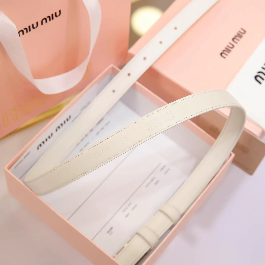MIU MIU Metal logo buckle belt Women s belt - Detail view 6
