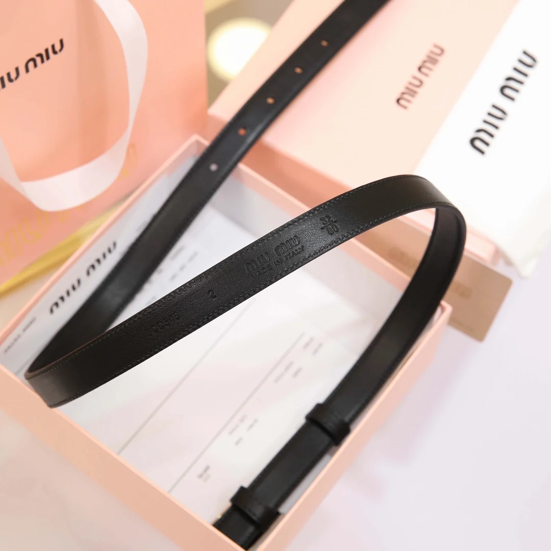 MIU MIU Metal logo buckle belt Women s belt - Detail view 6