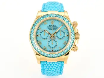 太阳出品出品RXF厂 ROLEX 劳力士 BeachDaytona R74 迪通拿系列  隐藏款 116519in四大美人 内置4801机芯/4130机芯可选   男女同款表径 尺寸 40nm 罗马刻度 贝母盘面迪通拿最新升级款 采用904L钢表壳 坚固耐用 光泽高级 搭载4801高配机芯 走时精准稳定 核心亮点   彩宝圈口 手工满镶彩色宝石 璀璨闪耀  贝母表盘 天然珍珠母贝盘面 粉色/冰蓝/浅绿等多色可选  光泽梦幻柔美  舒适牛皮表带 意大利进口牛皮 亲肤透气 佩戴舒适经典三眼计时设计 做工精致 外观亮眼 性价比高 适合日常时尚搭配 送礼或直播出镜 太阳出品精致推荐男士多功能机械腕表