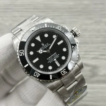太阳出品出品 白壳 C厂 Clean推出 劳力士 ROLEX 水鬼41系列EA3 潜航者日历型126610黑水鬼绿水鬼41mm1.搭载上海二代3235一体机芯 动力真正做到72小时 机芯厂按原版3235机芯开发 所有零件按原版1 1复刻 27株 72小时 2.整表904L精钢 /圈口电镀真白金 整表配件做到与原版通用 3.字面使用原装劳力士技术1:1开发的碗盖型表面盘 表面色 表面底部外观均与原装一致  太阳出品精致推荐男士机械腕表 立即抢购