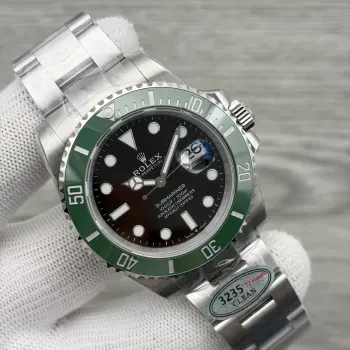 太阳出品出品 白壳 C厂 Clean推出 劳力士 ROLEX 水鬼41系列EA3 潜航者日历型126610黑水鬼绿水鬼41mm1.搭载上海二代3235一体机芯 动力真正做到72小时 机芯厂按原版3235机芯开发 所有零件按原版1 1复刻 27株 72小时 2.整表904L精钢 /圈口电镀真白金 整表配件做到与原版通用 3.字面使用原装劳力士技术1:1开发的碗盖型表面盘 表面色 表面底部外观均与原装一致  太阳出品精致推荐男士机械腕表 立即抢购