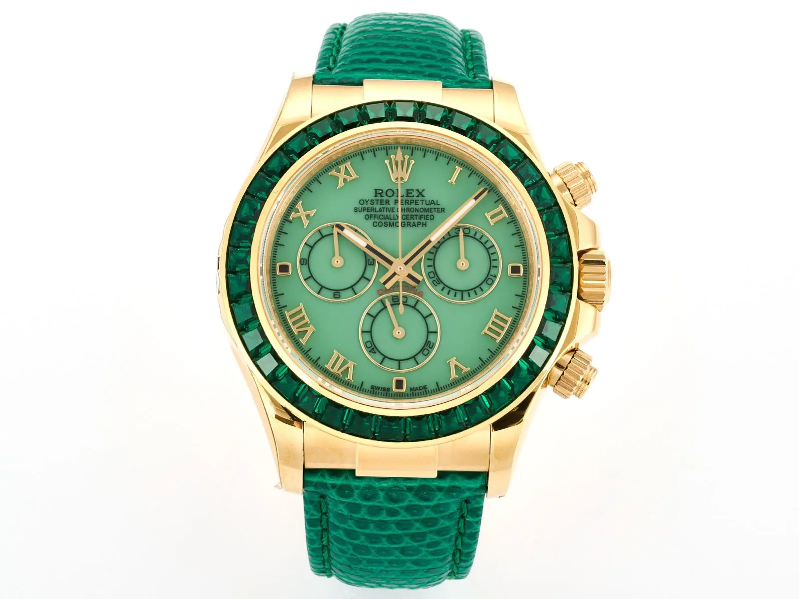 太阳出品出品RXF厂 ROLEX 劳力士 BeachDaytona R74 迪通拿系列  隐藏款 116519in四大美人 内置4801机芯/4130机芯可选   男女同款表径 尺寸 40nm 罗马刻度 贝母盘面迪通拿最新升级款 采用904L钢表壳 坚固耐用 光泽高级 搭载4801高配机芯 走时精准稳定 核心亮点   彩宝圈口 手工满镶彩色宝石 璀璨闪耀  贝母表盘 天然珍珠母贝盘面 粉色/冰蓝/浅绿等多色可选  光泽梦幻柔美  舒适牛皮表带 意大利进口牛皮 亲肤透气 佩戴舒适经典三眼计时设计 做工精致 外观亮眼 性价比高 适合日常时尚搭配 送礼或直播出镜 太阳出品精致推荐男士多功能机械腕表