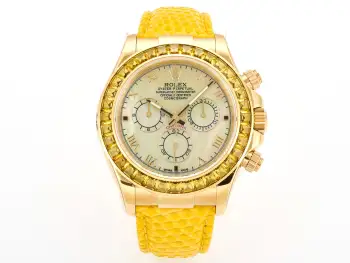 太阳出品出品RXF厂 ROLEX 劳力士 BeachDaytona R74 迪通拿系列  隐藏款 116519in四大美人 内置4801机芯/4130机芯可选   男女同款表径 尺寸 40nm 罗马刻度 贝母盘面迪通拿最新升级款 采用904L钢表壳 坚固耐用 光泽高级 搭载4801高配机芯 走时精准稳定 核心亮点   彩宝圈口 手工满镶彩色宝石 璀璨闪耀  贝母表盘 天然珍珠母贝盘面 粉色/冰蓝/浅绿等多色可选  光泽梦幻柔美  舒适牛皮表带 意大利进口牛皮 亲肤透气 佩戴舒适经典三眼计时设计 做工精致 外观亮眼 性价比高 适合日常时尚搭配 送礼或直播出镜 太阳出品精致推荐男士多功能机械腕表