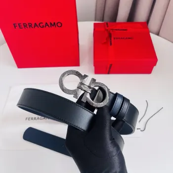Ferragamo 菲拉格慕  宽度3.5cm 高级定制款男士皮带 黑兰双面进口牛皮 可双面使用 自行选择搭配 真材实料 很有质感 时尚经典不失风范 搭配精品尾夹扣 长短可自行裁剪