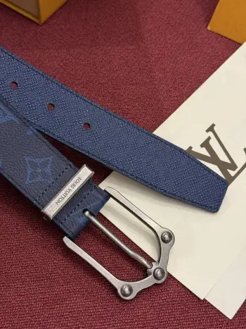 Lv.路易威登The Frog 3.5mm Reversible Belt in Crocodile是一款优雅且富有感染力的作品