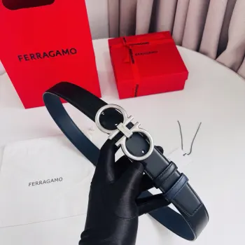 Ferragamo 菲拉格慕  宽度3.5cm 高级定制款男士皮带 黑兰双面进口牛皮 可双面使用 自行选择搭配 真材实料 很有质感 时尚经典不失风范 搭配精品尾夹扣 长短可自行裁剪