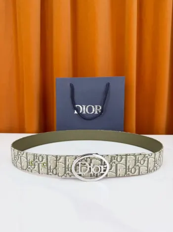 Dior 宽度3.5cm双面腰带 蓝灰老花帆布满印品牌暗纹 一面织物一面黑荔枝纹皮革 椭圆镂空Dior字母扣 藏蓝礼盒精装 一腰双面百变随心 