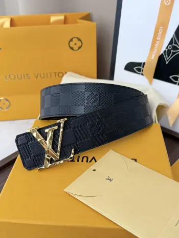 LV.路易威登 宽度 40mm宽度 正品一体铸造五金钢扣 原厂皮料 双面原厂定制进口面料 可送礼自用不错选择