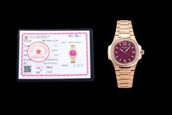太阳出品出品 白壳 赠送原装意大利小牛皮皮带 RRR 百达翡丽 PP OM4 鹦鹉螺石英RRR厂联合瑞士设计师耗时两年 重金打造天花板PP鹦鹉螺7010系列 原版起模还原数据 达到1 1精细对版 亮点1  秒杀市面绝大多数石英女表 搭载   瑞士原装Cal.E 23-250SC机芯   绝无仅有 0误差0故障 精致推荐女士石英腕表 立即抢购